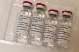 Vaccine ngừa COVID-19 của AstraZeneca. (Ảnh: AFP/TTXVN)