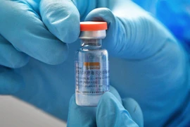 Vaccine ngừa COVID-19 của hãng Sinovac Biotech (Trung Quốc). (Ảnh: AFP/TTXVN)