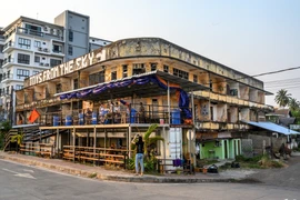 Người dân tại Vientiane, Lào. (Ảnh: AFP/TTXVN)