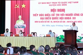 Chủ tịch nước tiếp xúc cử tri, thăm cán bộ chiến sỹ Sư đoàn 317