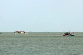 Tàu cá hoạt động trên vùng biển huyện đảo Kiên Hải (Kiên Giang). (Ảnh: Lê Huy Hải/TTXVN)