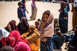 Người dân Syria bị mất nhà cửa do chiến tranh tại Hasakah, đông bắc Syria. (Ảnh: AFP/TTXVN)