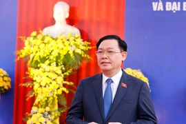 Chủ tịch Quốc hội Vương Đình Huệ trả lời phỏng vấn báo chí. (Ảnh: Doãn Tấn/TTXVN)