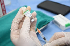 Thái Lan đang xem xét tiêm vaccine ngừa COVID-19 của Tập đoàn Dược phẩm quốc gia Trung Quốc Sinopharm cho trẻ em từ 3 tuổi trở lên. (Ảnh: THX/TTXVN)