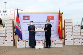 [Photo] Campuchia hỗ trợ Việt Nam chống đại dịch COVID-19