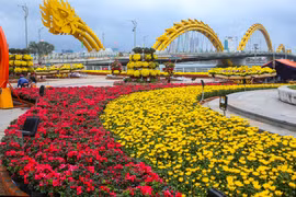 Thành phố Đà Nẵng tổ chức nhiều hoạt động kỷ niệm 25 năm trực thuộc Trung ương và chào đón Năm mới 2022. (Ảnh: Trần Lê Lâm/TTXVN)