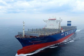 Tàu chở container siêu lớn trọng tải 14.800 TEU chạy bằng nhiên liệu khí đốt hóa lỏng (LNG) do Hyundai Samho chế tạo. (Ảnh: Yonhap/TTXVN)