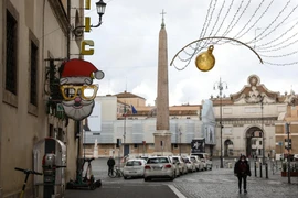 Cảnh vắng vẻ tại Rome, Italy ngày 24/12/2020 trong bối cảnh dịch COVID-19 lan rộng. (Ảnh: THX/TTXVN)