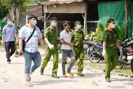 Phạm Thanh Sang, nghi phạm giết cha ruột chôn xác phi tang bị bắt giữ. (Nguồn: thanhnien.vn)