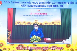 Lễ tuyên dương được thực hiện theo hình thức trực tuyến. (Nguồn: hoisinhvien.com.vn)