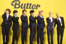 Các thành viên ban nhạc đình đám của Hàn Quốc BTS . (Ảnh: AFP/TTXVN)