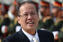 Ông Benigno Aquino, khi đang trên cương vị Tổng thống Philippines, tới dự một hội nghị ở Vientiane, Lào ngày 4/11/2012. (Ảnh: AFP/TTXVN)