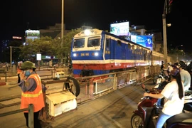 Dịch COVID-19 đã ảnh hưởng nghiêm trọng tới công suất vận tải của ngành đường sắt. (Ảnh: Thành Đạt/TTXVN)