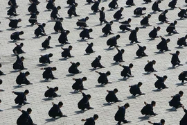 Hàng nghìn học viên tham dự các trung tâm đào tạo kung fu ở tỉnh Hà Nam, nơi khai sinh ra võ thuật Trung Quốc. (Nguồn: Reuters)