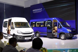 THACO Trường Hải giới thiệu dòng xe Mini Bus IVECO DAILY tháng 10/2020. (Ảnh: Trần Tĩnh/TTXVN)