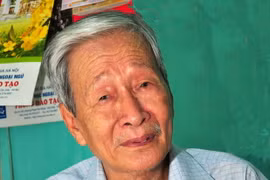 Nhà văn Nguyễn Xuân Khánh. (Nguồn: tuoitre.vn)