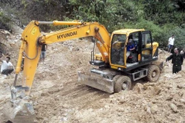 Lai Châu: Quốc lộ 4D đã thông đường trở lại sau khi bị sat lở