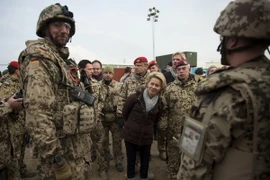 Đức thừa nhận khó thực hiện cam kết quân sự với NATO