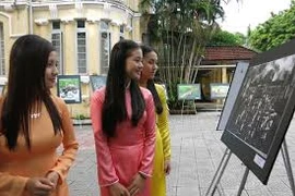 Triển lãm ảnh nghệ thuật Hà Nội-Huế-Thành phố Hồ Chí Minh