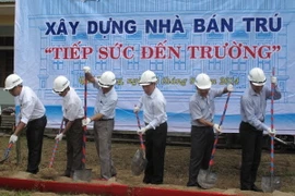 Nghệ An: Rộn ràng lễ khai giảng sớm ở xã biên giới Nậm Giải