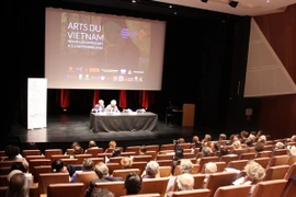 Hội thảo "Nghệ thuật Việt Nam, cách tiếp cận mới" tại Pháp