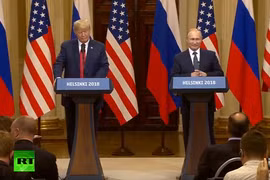 Ông Trump và ông Putin tiến hành họp báo cùng nhau