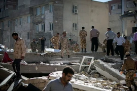 Cảnh đổ nát sau một trận động đất ở Sarpol-e Zahab, Iran, ngày 13/11/2017. (Nguồn: THX/ TTXVN)