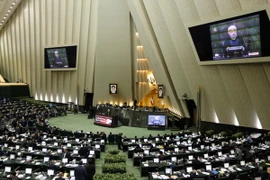 Toàn cảnh một cuộc họp Quốc hội Iran tại thủ đô Tehran ngày 10/12/2017. (Nguồn: AFP/TTXVN)