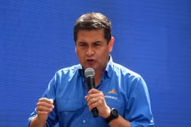 Tổng thống Honduras Juan Orlando Hernandez trong chiến dịch vận động tranh cử ở Tegucigalpa ngày 19/11. (Nguồn: AFP/TTXVN)