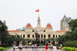 Tòa nhà trụ sở UBND Thành phố Hồ Chí Minh. (Ảnh: Hồng Đạt/TTXVN)
