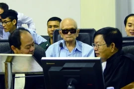 Luật sư của thủ lĩnh Khmer Đỏ tìm cách kéo dài phiên tòa