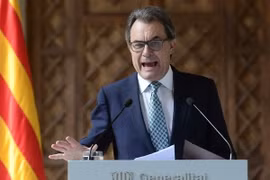 Catalonia vẫn quyết tiến hành trưng cầu dân ý về độc lập