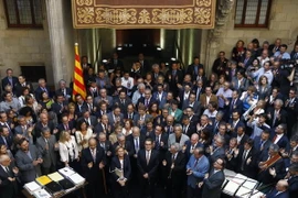 Biểu tình tại Tây Ban Nha phản đối Catalonia đòi độc lập