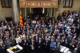 Biểu tình tại Tây Ban Nha phản đối Catalonia đòi độc lập