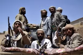 Yemen: Phiến quân Houthi chiếm thành phố cảng chiến lược Hudeida