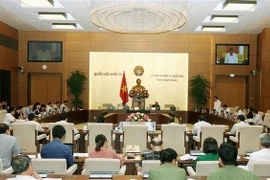 Phiên họp thứ 27 của Ủy ban Thường vụ Quốc hội khóa XIV. (Ảnh: Nguyễn Dân/TTXVN)