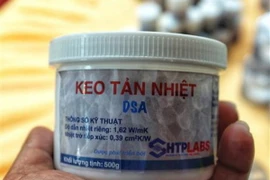 Sản phẩm keo tản nhiệt DSA. (Ảnh: Thế Anh/TTXVN)