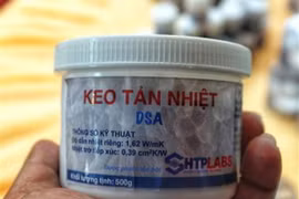 Sản phẩm keo tản nhiệt DSA. (Ảnh: Thế Anh/TTXVN)