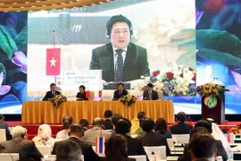 Ông Hồ Đức Phớc, Tổng kiểm toán Nhà nước, Trưởng Ban Tổ chức Đại hội ASOSAI 14, Chủ tịch ASOSAI nhiệm kỳ 2018-2021 điều hành Thảo luận về những vấn đề được nêu trong Biên bản của Cuộc họp Ban Điều hành ASOSAI lần thứ 52. (Ảnh: TTXVN)