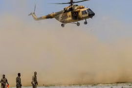 Rơi trực thăng quân sự tại Afghanistan khiến 7 binh sỹ thiệt mạng