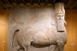 Phục dựng bức tượng Lamassu nối tiếng từng bị IS phá hủy tại Iraq