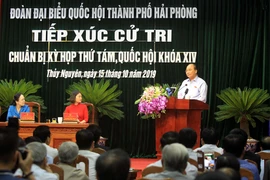 Thủ tướng Nguyễn Xuân Phúc tiếp xúc cử tri Thủy Nguyên, Hải Phòng
