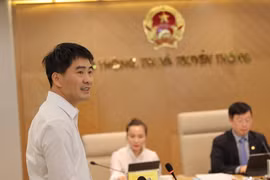 Ông Nguyễn Phong Nhã - Phó Cục trưởng Cục Viễn thông thông tin về hoạt động chuẩn hóa thông tin thuê bao di động. (Ảnh: Minh Sơn/Vietnam+)