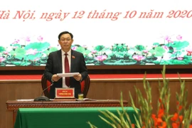Ông Vương Đình Huệ tiếp tục được bầu làm Bí thư Thành ủy Hà Nội khóa XVII, nhiệm kỳ 2020-2025 với số phiếu tuyệt đối. Trước đó, 497/497 đại biểu nhất trí tín nhiệm đồng chí Vương Đình Huệ, Ủy viên Bộ Chính trị, Bí thư Thành ủy Hà Nội khóa XVI, Trưởng đoàn