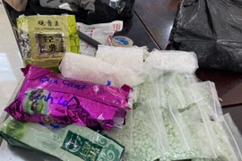 Tang vật trong một vụ bắt giữ ma túy tổng hợp. (Nguồn: TTXVN)