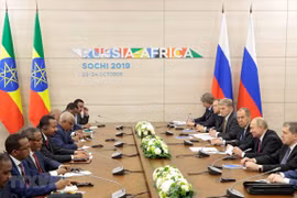 Các nhà lãnh đạo tham dự Hội nghị thượng đỉnh Nga-châu Phi ở Sochi, Nga, ngày 23/10. (Nguồn: AFP/TTXVN) 