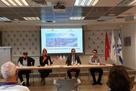 Bà Sabine Segal, Phó Tổng Giám đốc Viện Xuất khẩu Israel bà phát biểu khai mạc. (Ảnh: Việt Thắng/TTXVN)