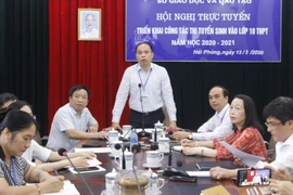 Giám đốc Sở Giáo dục và Đào tạo Hải Phòng Lê Quốc Tiến phát biểu tại Hội nghị. (Ảnh: Minh Thu/TTXVN)