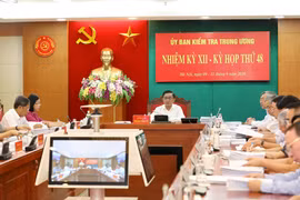 Ông Trần Cẩm Tú, Bí thư Trung ương Đảng, Chủ nhiệm Ủy ban Kiểm tra Trung ương chủ trì Kỳ họp. (Ảnh: Văn Điệp/TTXVN)
