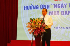 Phó Thủ tướng Thường trực Chính phủ Trương Hòa Bình phát biểu tại lễ míttinh. (Ảnh: Tá Chuyên/TTXVN)